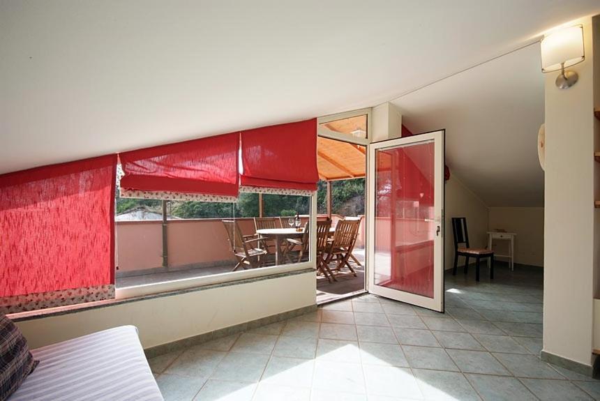 Residence Della Luna ปอร์โตอัซซูร์โร ภายนอก รูปภาพ