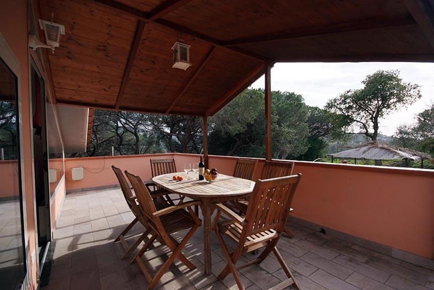 Residence Della Luna ปอร์โตอัซซูร์โร ภายนอก รูปภาพ